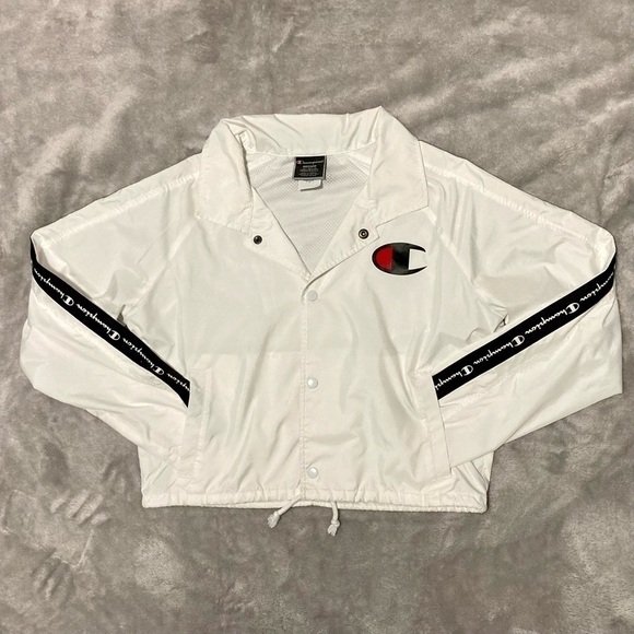 Champion White & Black Life Zipper Tape Cropped Coaches Jacket Size Medium - Picture 2 of 16